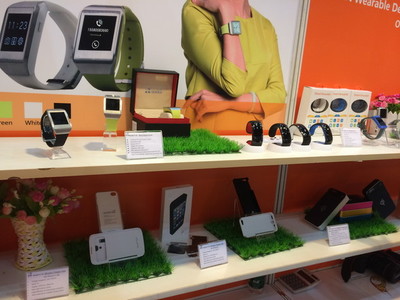 一米智能穿戴新品亮相香港秋季電子展，聚焦腕上健康與生活